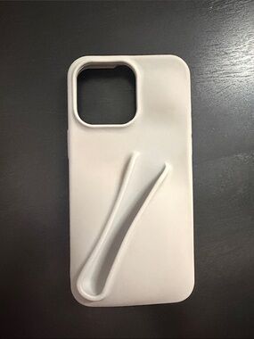 grey lip gloss iphone 14 pro max case